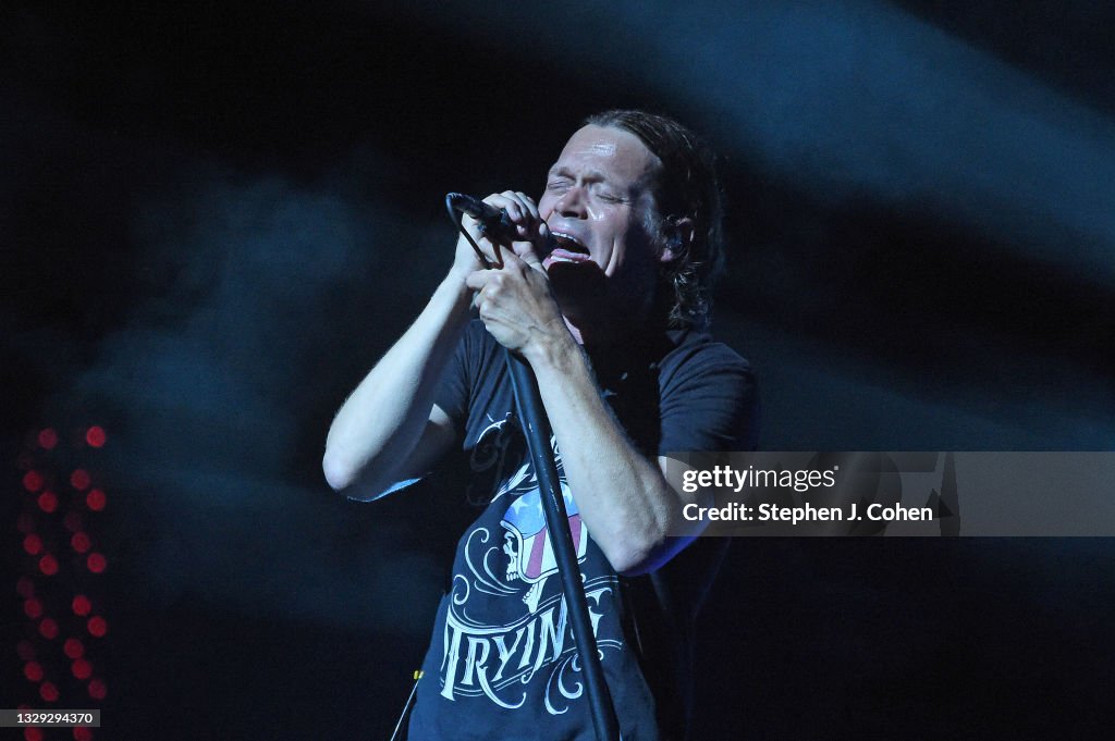 3 Doors Down In Concert - Huber Heights, OH