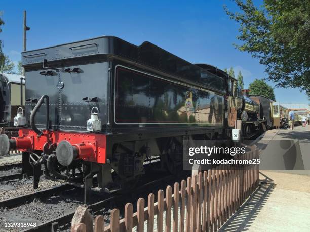 locomotiva a vapore toddington stazione gloucestershire e warwickshire ferrovia - toddington gloucestershire foto e immagini stock