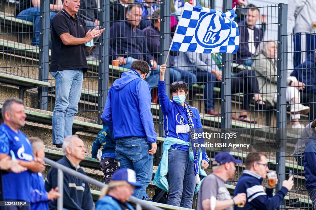 FC Schalke 04 v Vitesse Arnheim - Pre-Season Match Bundesliga