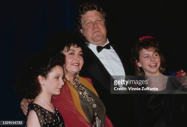 American actress Sara Gilbert, American comedian Roseanne Barr, American actor John Goodman, and American actress Lecy Goranson, attend the 15th...