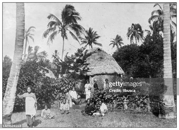 antique black and white photograph: tutuila island - samoa 幅插畫檔、美工圖案、卡通及圖標