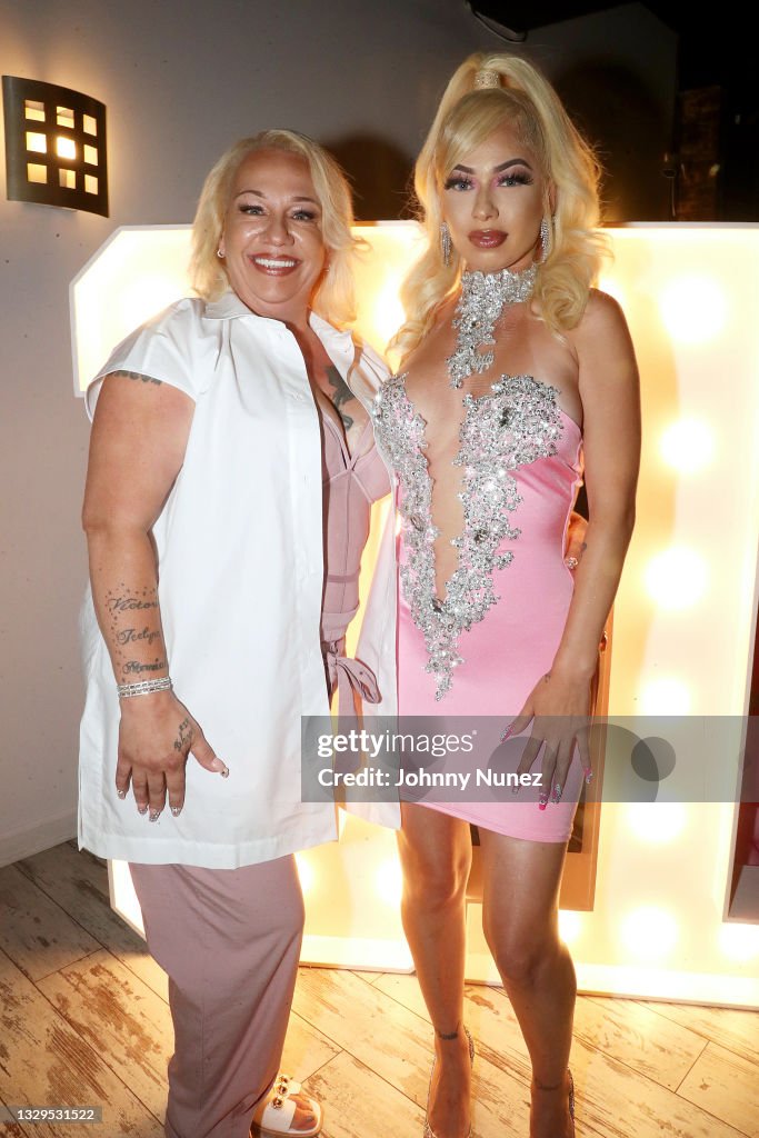 Pink Dinner Hosted By Mariahlynn