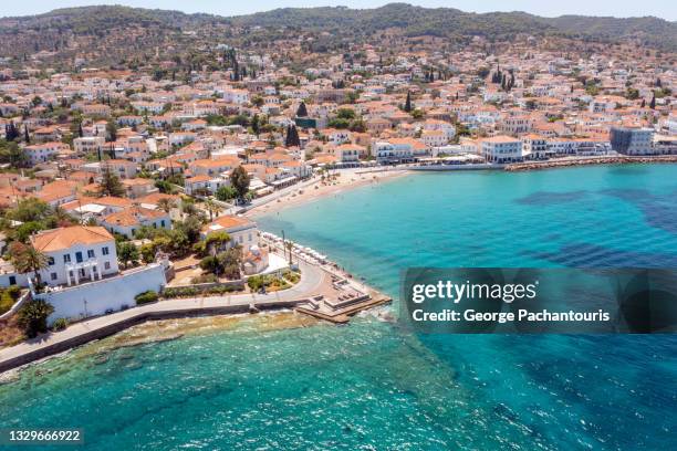 aerial photo of spetses island, greece - spetses stockfoto's en -beelden