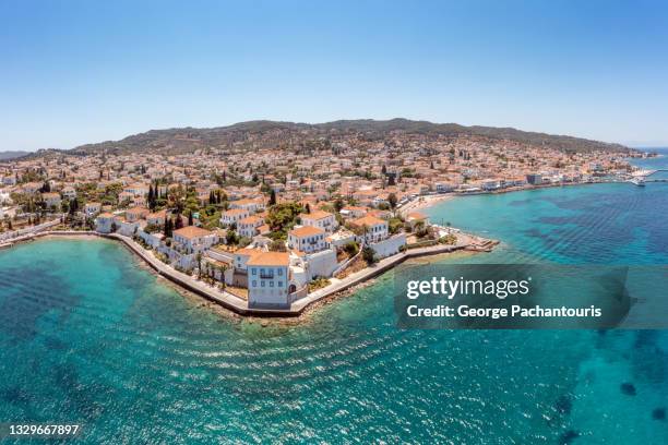 panoramic aerial photo of spetses island, greece - spetses stockfoto's en -beelden