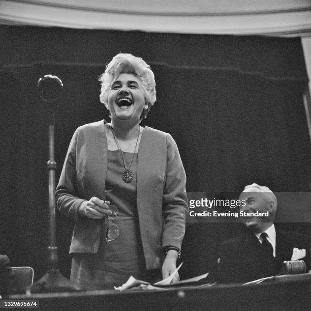 1,539 Jennie Lee Photos and Premium High Res Pictures - Getty Images