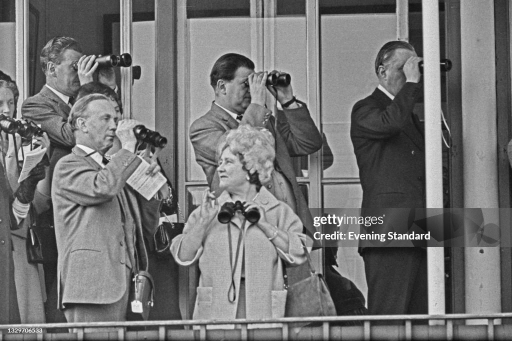 Queen Mother At The Races