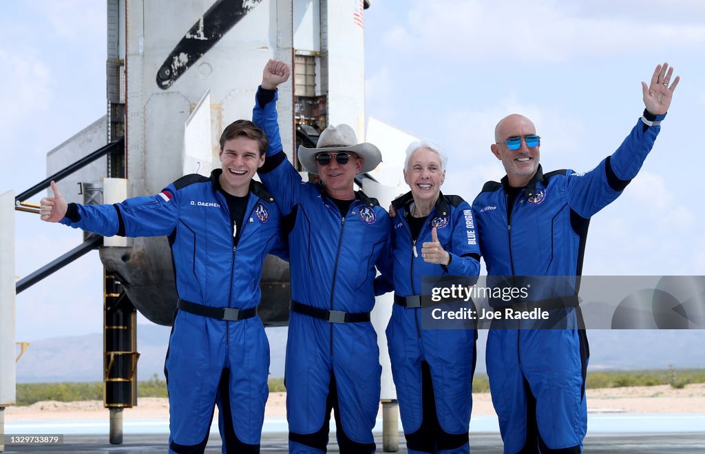 Jeff Bezos' Blue Origin New Shepard Space Vehicle Flies The Billionaire And Other Passengers To Space