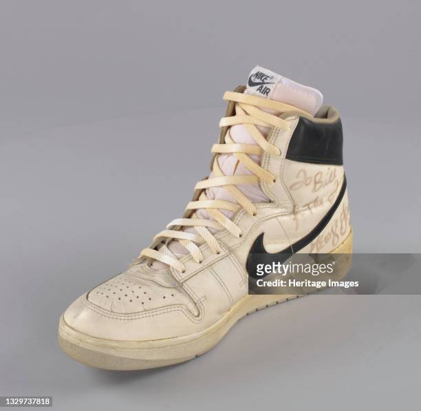 Regnjakke hagl minimum 9,962 Nike Basketball Shoes Stock Photos, High Res Pictures, and Images -  Getty Images