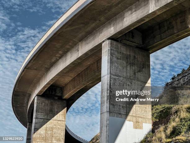 Extending Bridge Extend Bridge Photos and Premium High Res Pictures - Getty Images