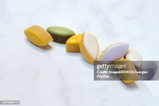 calisson d'aix, almond confectionery from aix-en-provence, france - marzipan stock-fotos und bilder