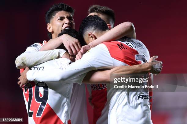 Braian Romero of River Plate celebrates with teammates Matías Suárez, Gonzalo Montiel and Jorge Carrascal after scoring the second goal of his team...