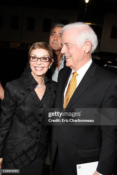 Nina Bruce and Nick Clooney with George Clooney attend the Los Angeles Premiere of Fox Searchlight's "The Descendants" at AMPAS Samuel Goldwyn...