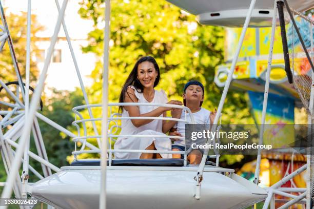 Indain Ride Indian Carnival Rides Photos and Premium High Res Pictures - Getty Images