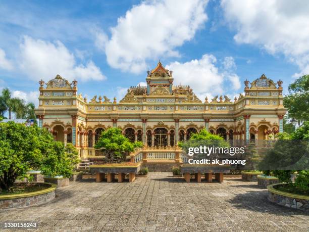 vinh trang pagoda - pagoda stock pictures, royalty-free photos & images