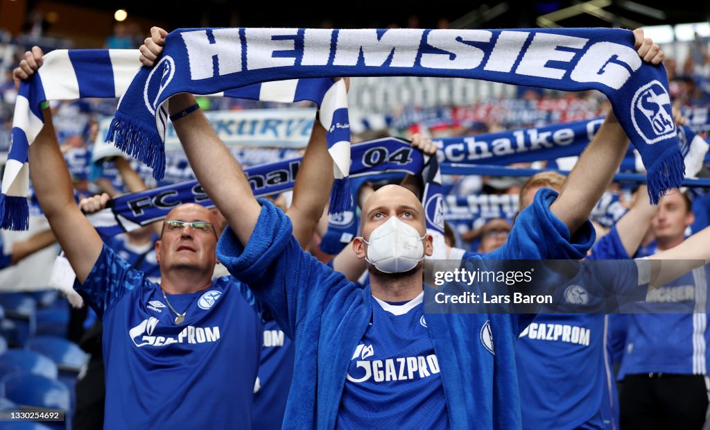 FC Schalke 04 v Hamburger SV - Second Bundesliga