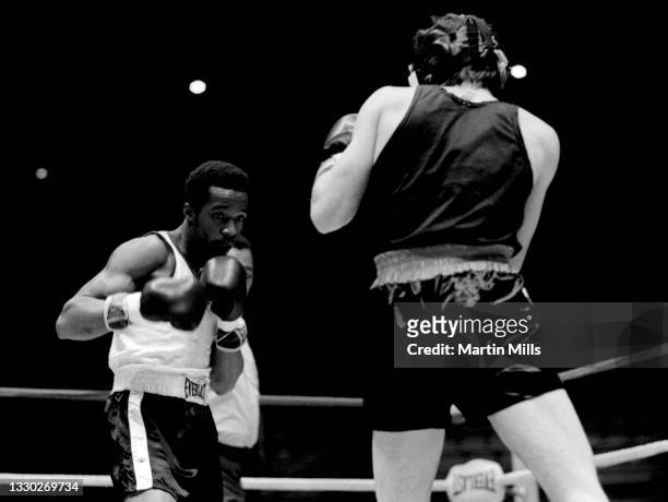 Amateur boxer Bobby Lee Hunter of the United States fights amateur boxer Gary Griffin of the United States during their light flyweight match on...