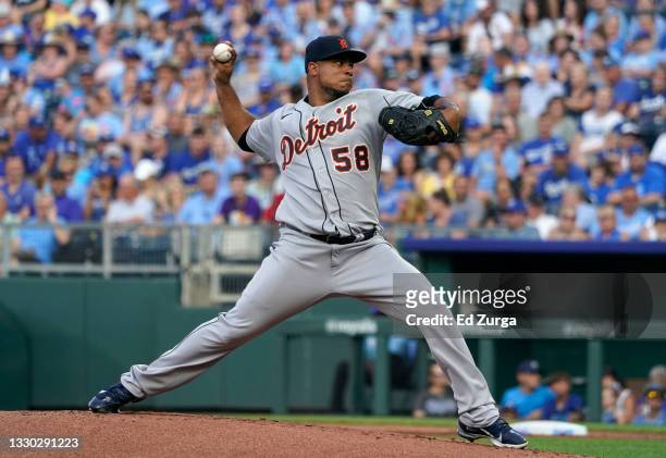 Wily Peralta of the Detroit Tigers pitches in the first inning against the Kansas City Royals at Kauffman Stadium on July 23, 2021 in Kansas City,...