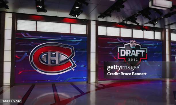 With the 31st pick in the 2021 NHL Entry Draft, the Montreal Canadiens select Logan Mailloux during the first round of the 2021 NHL Entry Draft at...