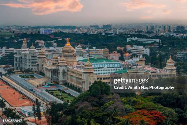 a fine evening at vidhana soudha, bengaluru - bangalore stock-fotos und bilder