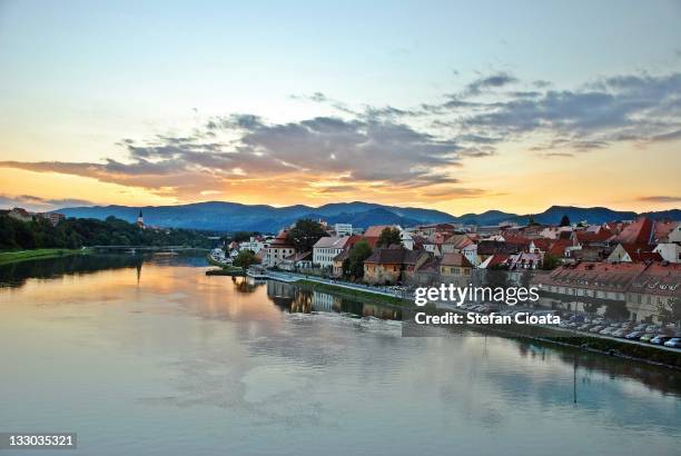 evening in maribor_slovenia - maribor_slovenia photos et images de collection