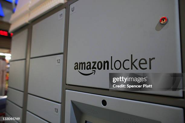 Amazon Collection Locker 142 Amazon Lockers Stock Photos, High-Res Pictures, and Images - Getty ...
