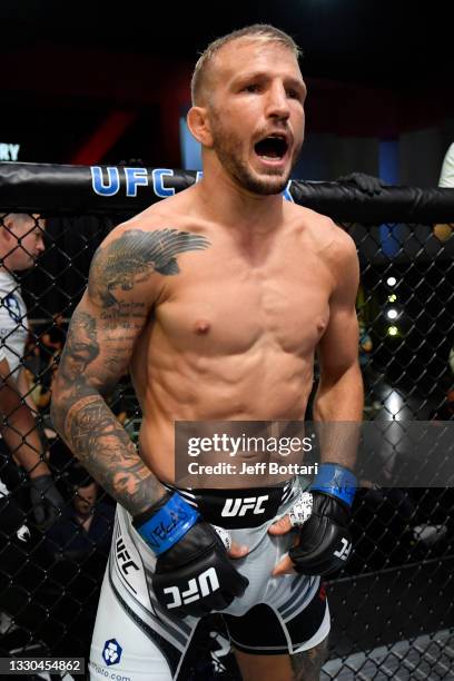 Dillashaw prepares to fight Corey Sandhagen in their bantamweight fight during the UFC Fight Night event at UFC APEX on July 24, 2021 in Las Vegas,...