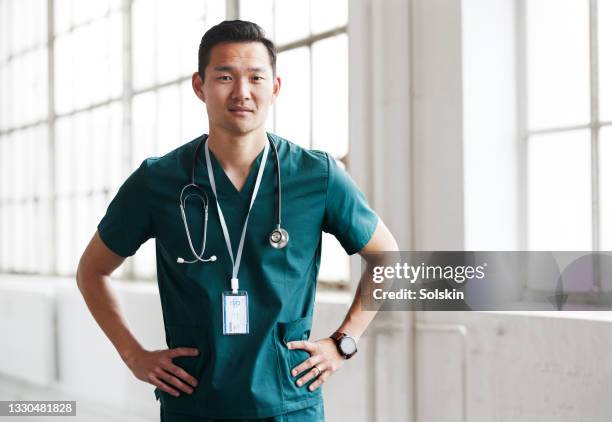 portrait of healthcare professional - professional portrait ストックフォトと画像