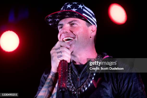 Vanilla Ice Images Photos and Premium High Res Pictures - Getty Images