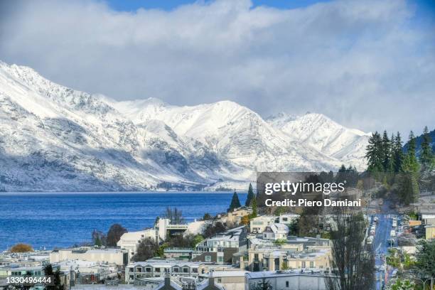 queenstown - queenstown new zealand stock pictures, royalty-free photos & images