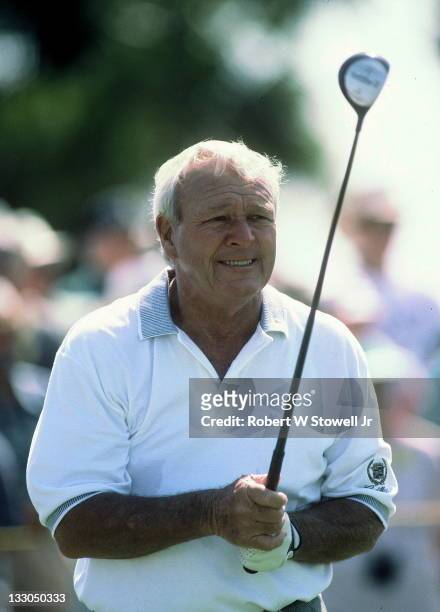 Arnold Palmer tees off during the US Senior Open, Florida 1996.