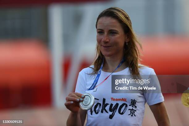 Annemiek van Vleuten of Team Netherlands poses with the silver medal after day two of the Tokyo 2020 Olympic Games at Fuji International Speedway on...