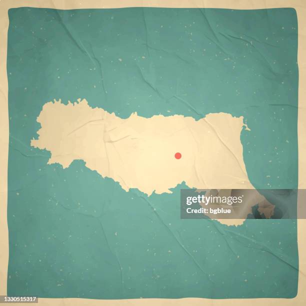 stockillustraties, clipart, cartoons en iconen met emilia-romagna map in retro vintage style - old textured paper - bologna