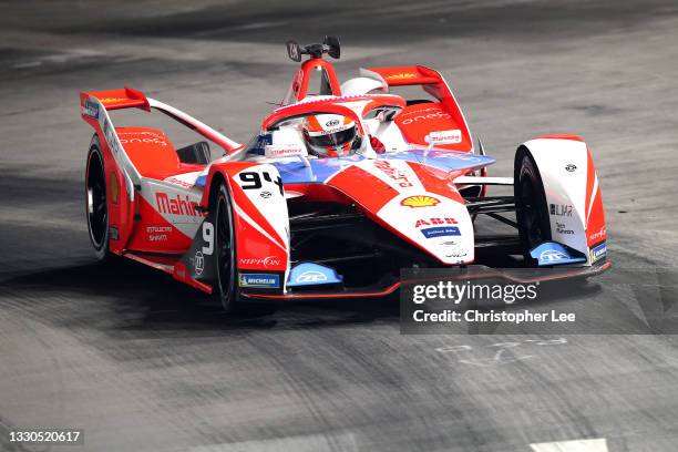 Alex Lynn Racing Lynn London Photos and Premium High Res Pictures - Getty Images