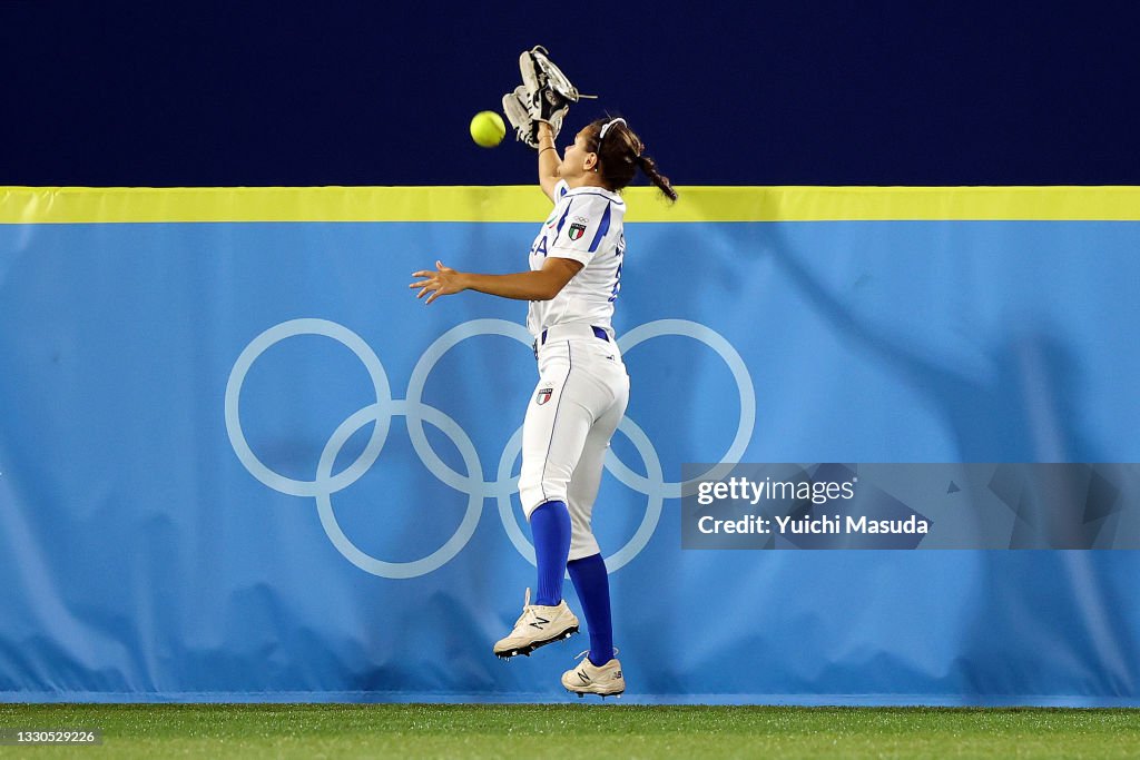 Softball - Olympics: Day 2