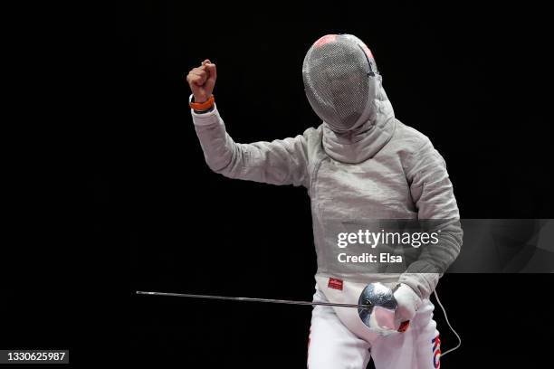 Jiyeon Kim of Team South Korea celebrates a point against Nada Hafez of Team Egypt in Women's Sabre Individual second round on day three of the Tokyo...