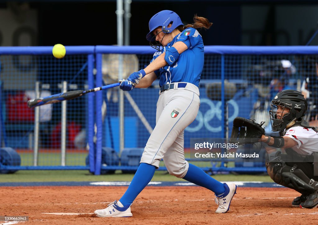 Canada v Italy - Softball - Olympics: Day 3