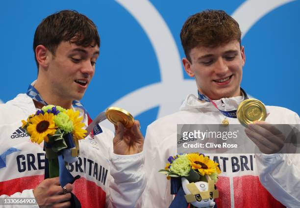 Matty Lee and Thomas Daley of Team Great Britain pose with their gold medals during the medal presentation for the Men's Synchronised 10m Platform...