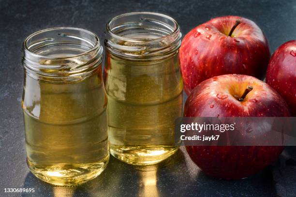 apple cider vinegar - apple cider vinegar stock pictures, royalty-free photos & images