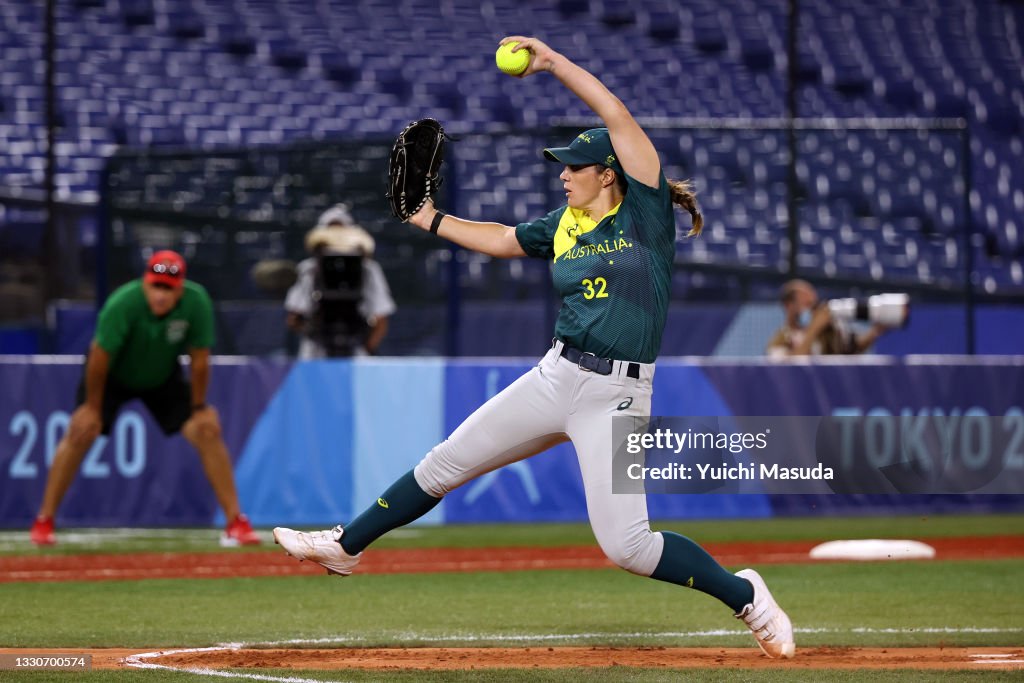 Mexico v Australia - Softball - Olympics: Day 3
