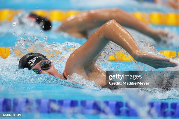 Eve Thomas of Team New Zealand competes in heat two of the Women's 1500m Freestyle on day three of the Tokyo 2020 Olympic Games at Tokyo Aquatics...