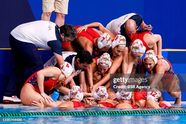 Jordi Valls Nart of Spain, Bea Ortiz of Spain, Head Coach Miguel Oca Gaia of Spain, Roser Tarrago Aymerich of Spain, Marta Bach of Spain, Clara Espar...