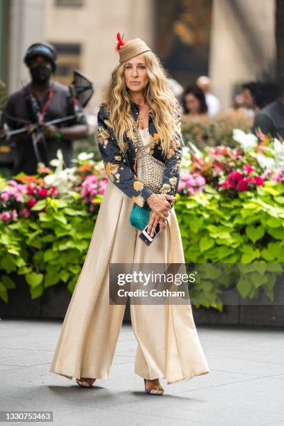Sarah Jessica Parker seen filming "And Just Like That..." the follow up series to "Sex and the City" in the Midtown on July 26, 2021 in New York City.