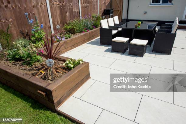 back garden patio home exteriors - paving stone stock pictures, royalty-free photos & images