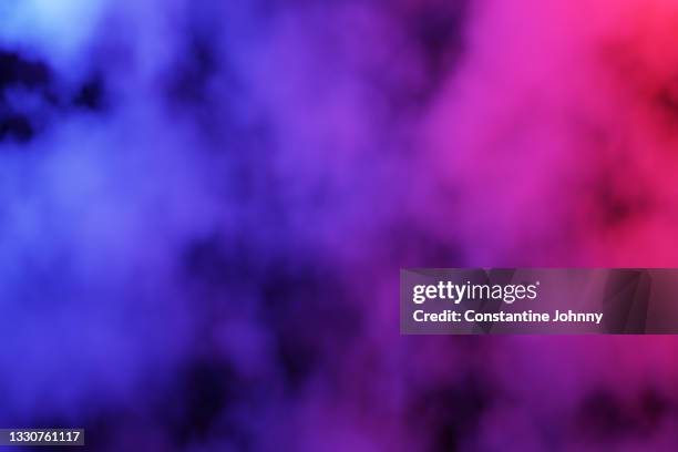 dark blue and pink color abstract smoke background - smoke physical structure stockfoto's en -beelden