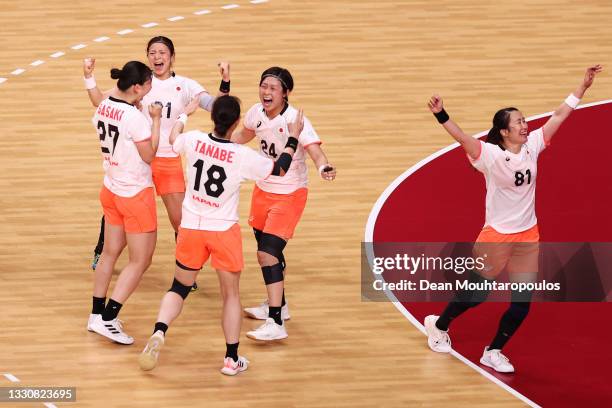 Ayaka Ikehara, Nozomi Hara, Haruno Sasaki, Yuki Tanabe and Mayuko Ishitate of Team Japan of Team Japan celebrate after winning the Woman's...