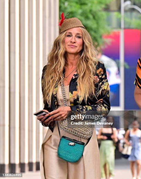 Sarah Jessica Parker is seen on the set of "And Just Like That..." the follow up series to "Sex and the City" in Midtown Manhattan on July 26, 2021...