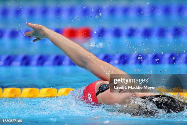 Alex Walsh of Team United States competes in the Women's 200m Individual Medley Semifinal 1 on day four of the Tokyo 2020 Olympic Games at Tokyo...