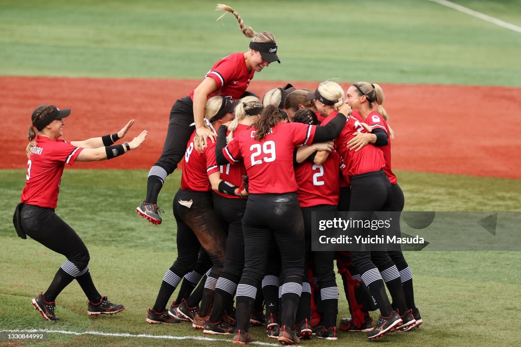 Mexico v Canada - Softball - Olympics: Day 4