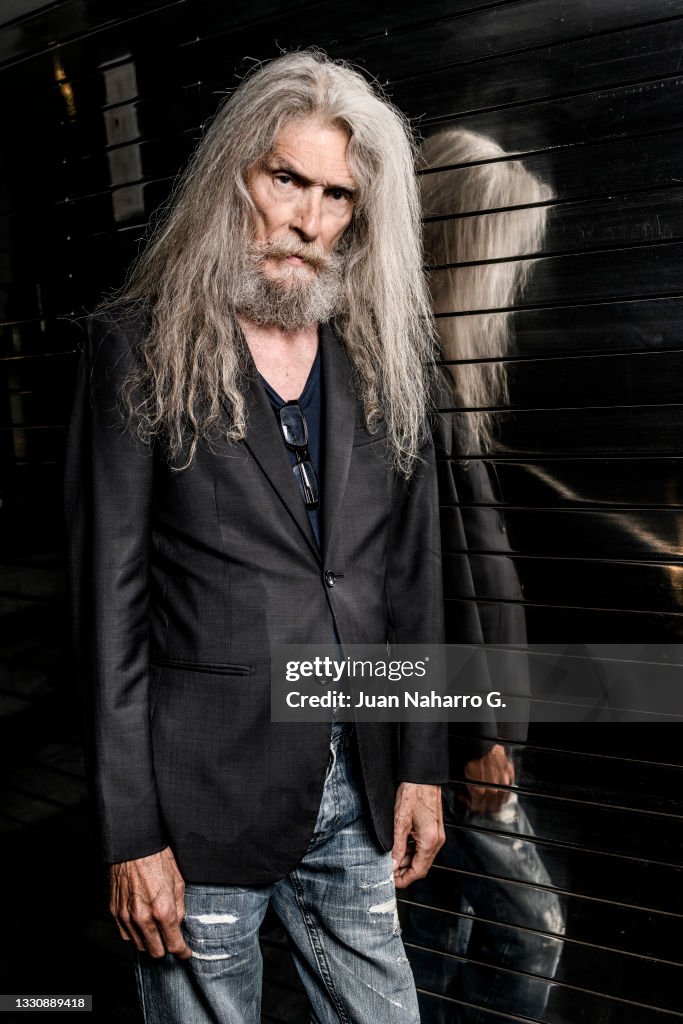 Self Assignment - Atlantida Mallorca Film Fest 2021