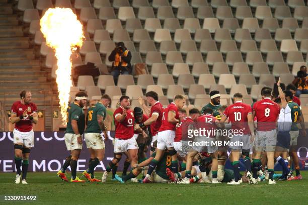 British & Irish Lions celebrate Luke Cowan-Dickies try during the 1st test at Cape Town Stadium on July 24, 2021 in Cape Town, South Africa.